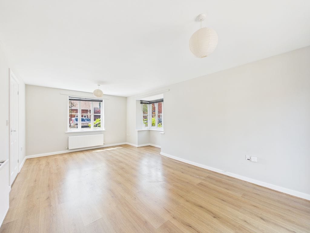 Gloucester Estate Agent - TG Residential property image