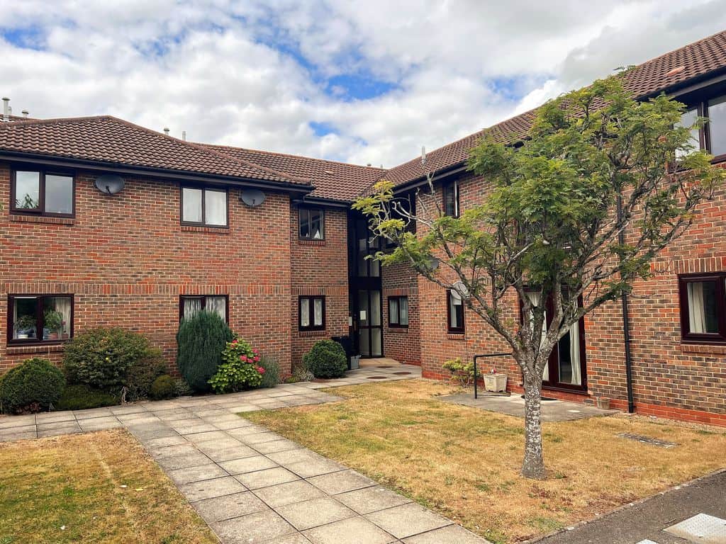 Orchard Court, Stonehouse