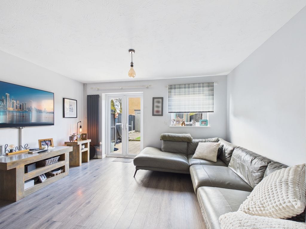 Gloucester Estate Agent - TG Residential property image
