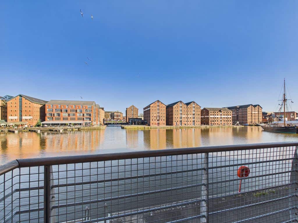 South Point, Gloucester Quays