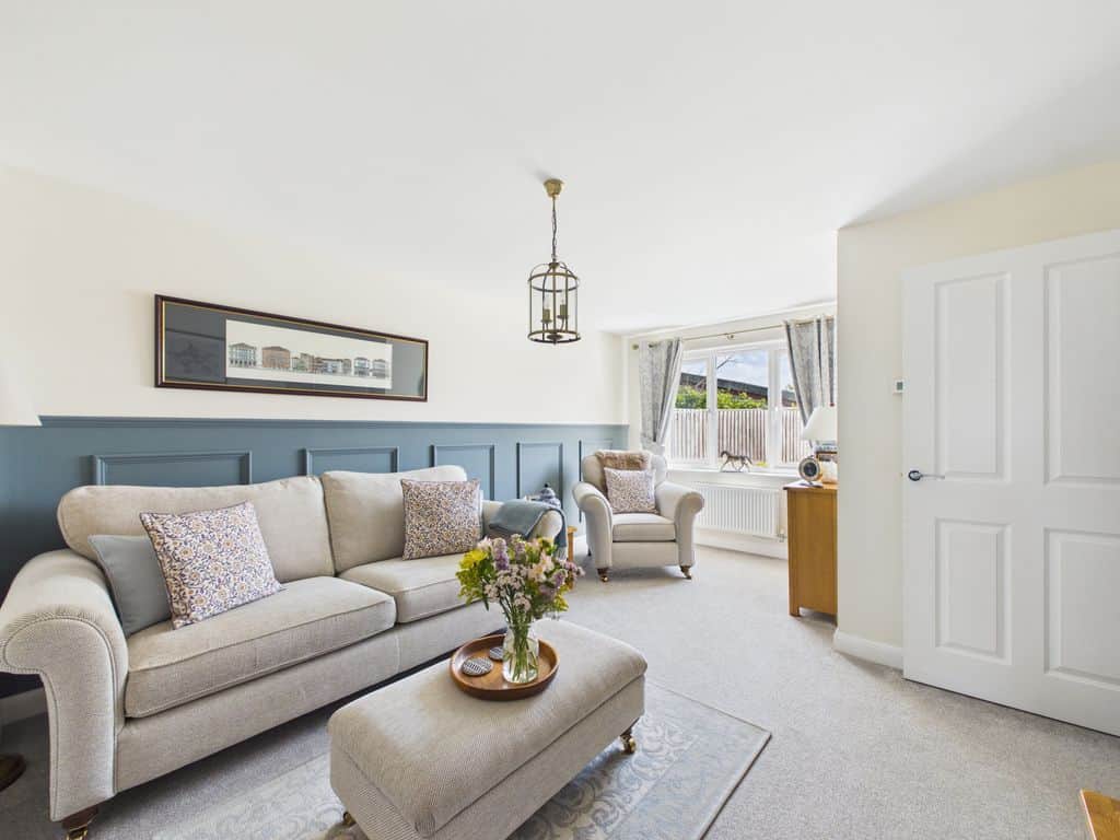 Gloucester Estate Agent - TG Residential property image