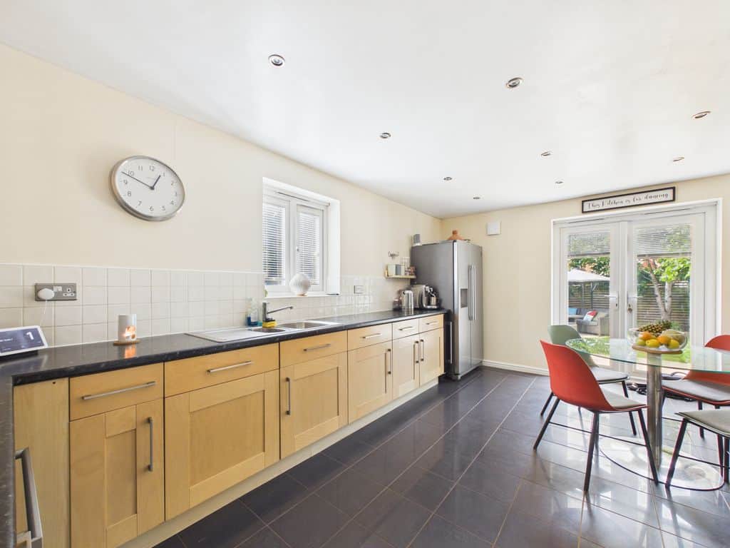 Gloucester Estate Agent - TG Residential property image