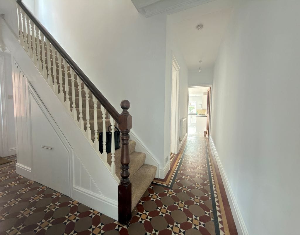 Gloucester Estate Agent - TG Residential property image