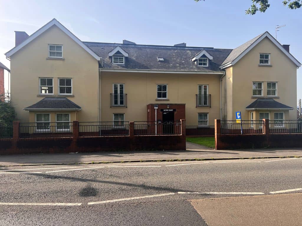 Stratford Road, Stroud