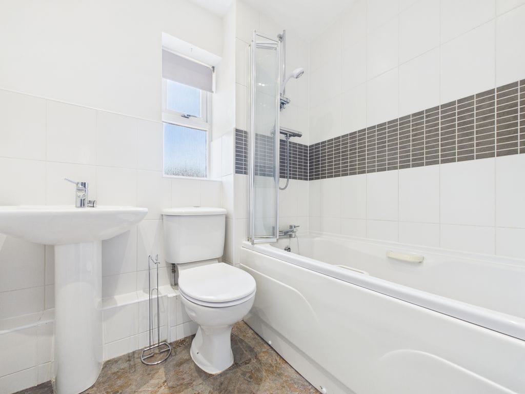 Gloucester Estate Agent - TG Residential property image