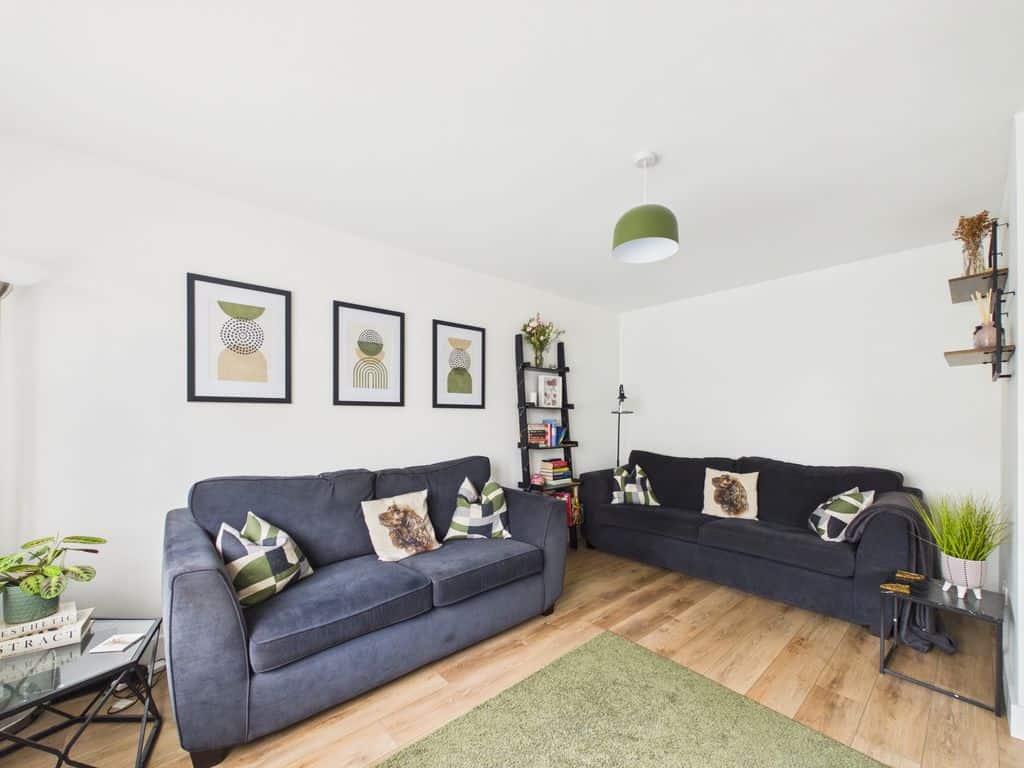 Gloucester Estate Agent - TG Residential property image