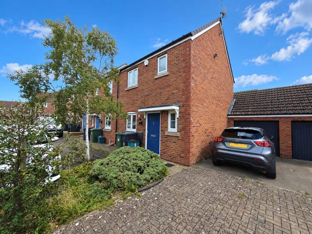 Leconfield Drive Kingsway, Gloucester