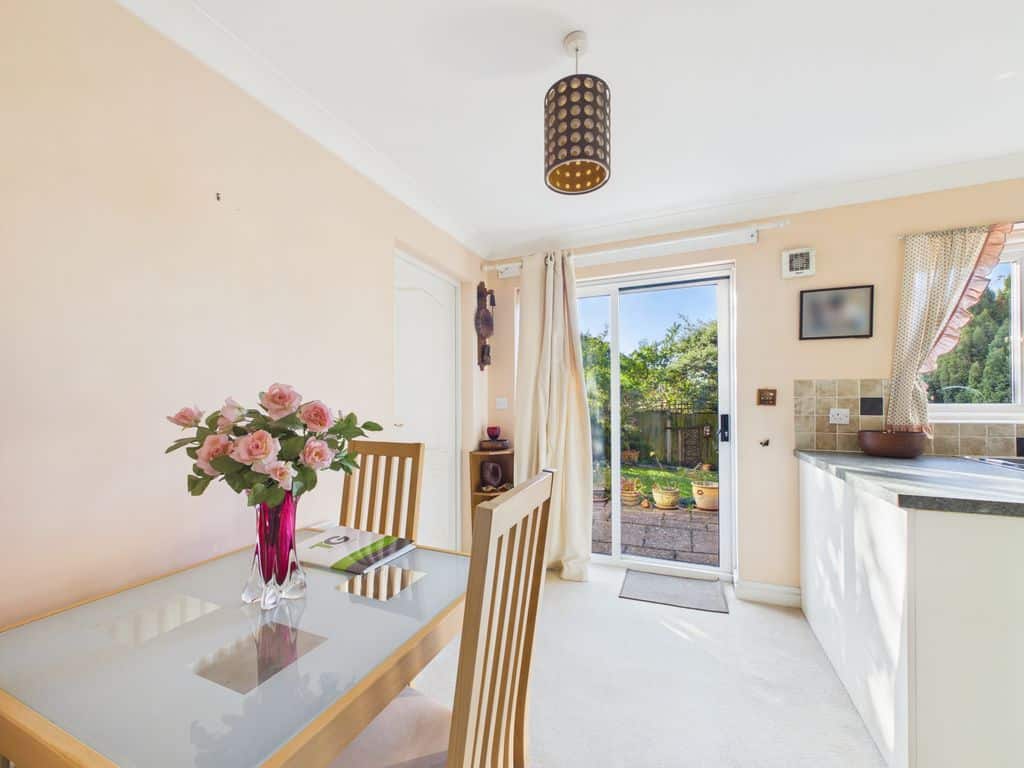 Gloucester Estate Agent - TG Residential property image
